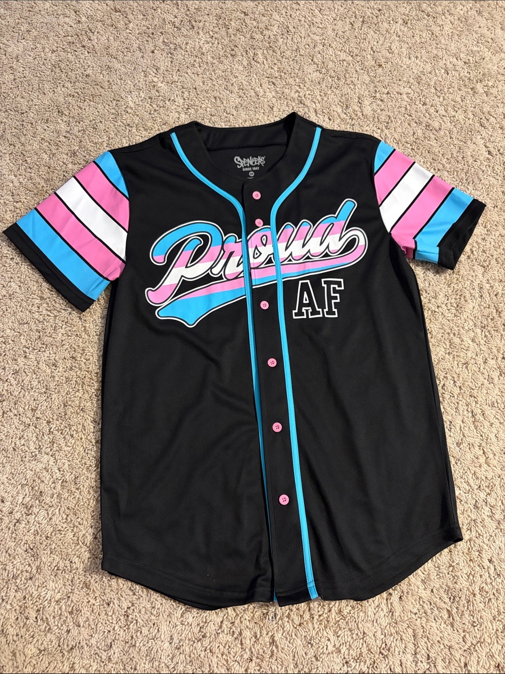 Spencer’s Proud AF Graphic Button Down Jersey Size Medium